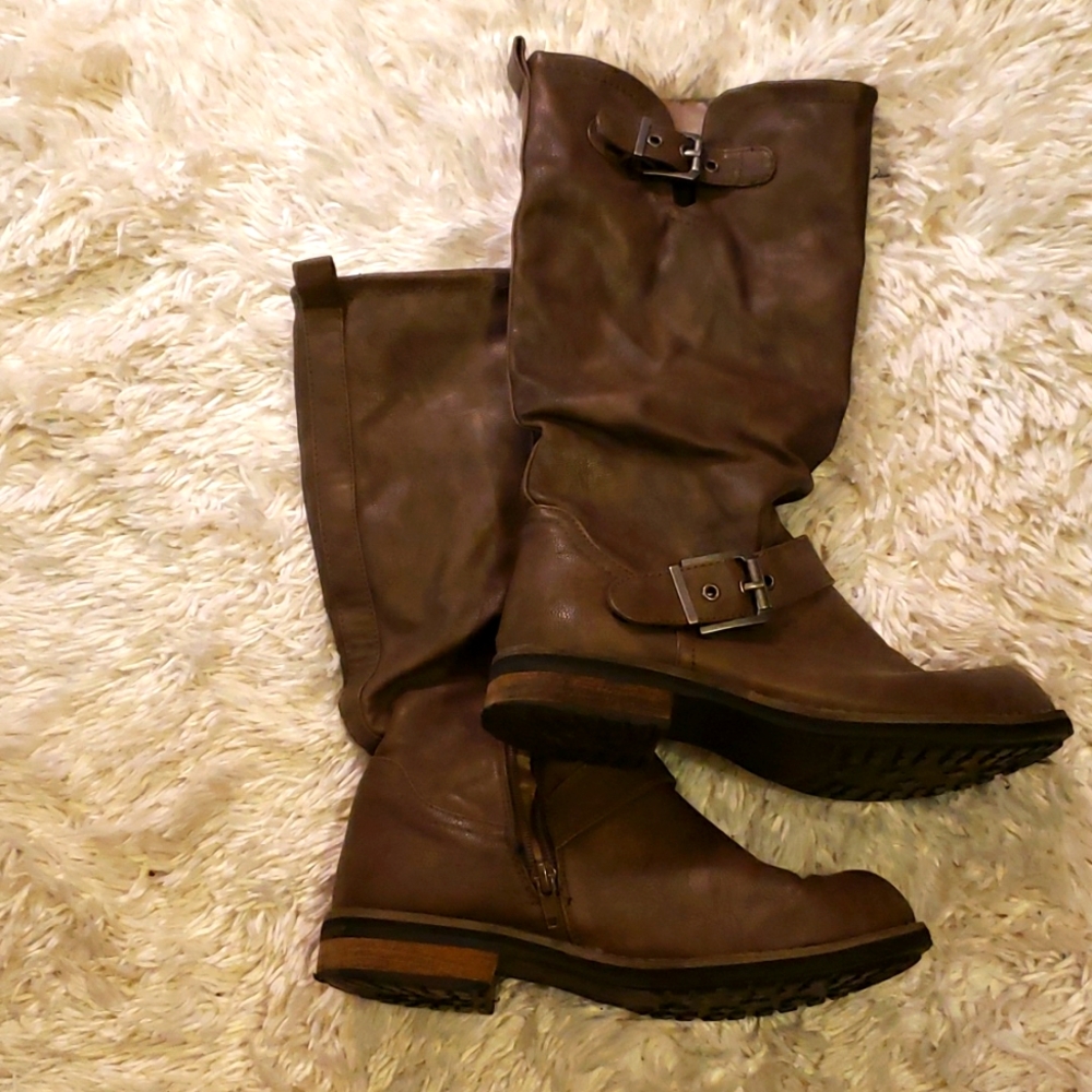 Size 7 Winter Boots